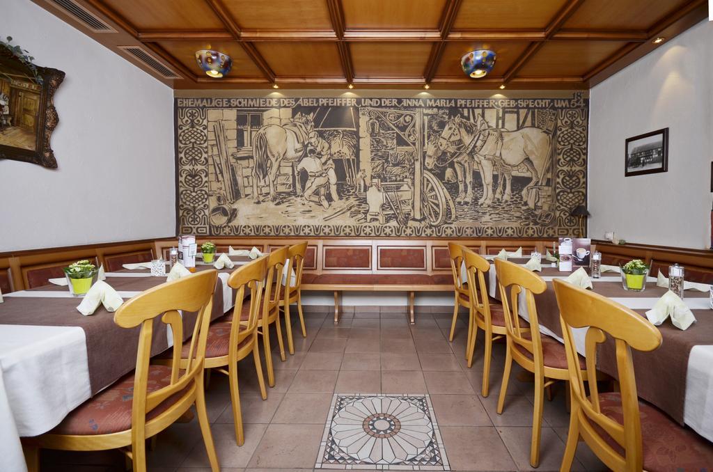 Hotel Zur Schmiede Alsfeld Esterno foto